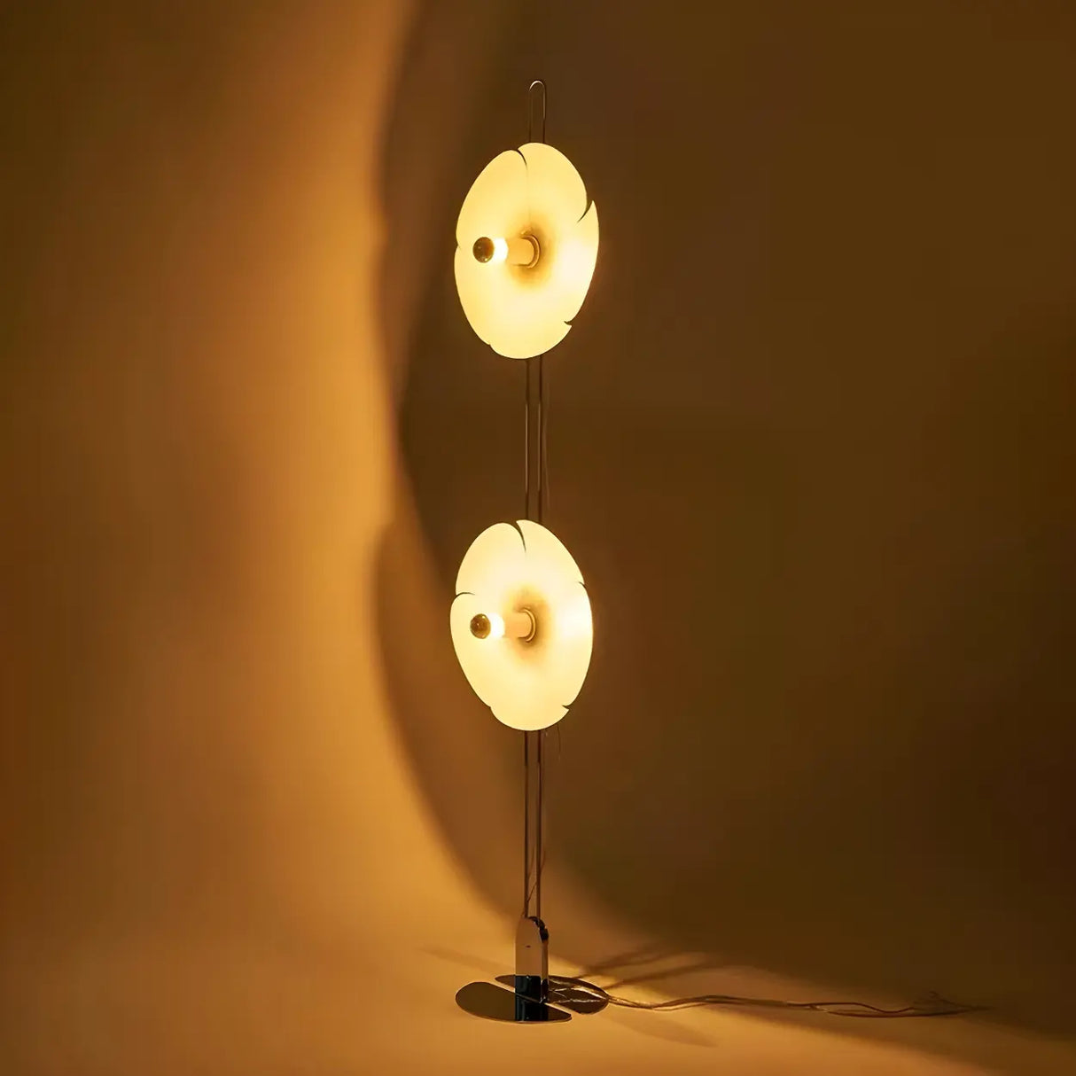 2-Light Modern Silver Flower-Shaped LED Floor Lamp Image - 2