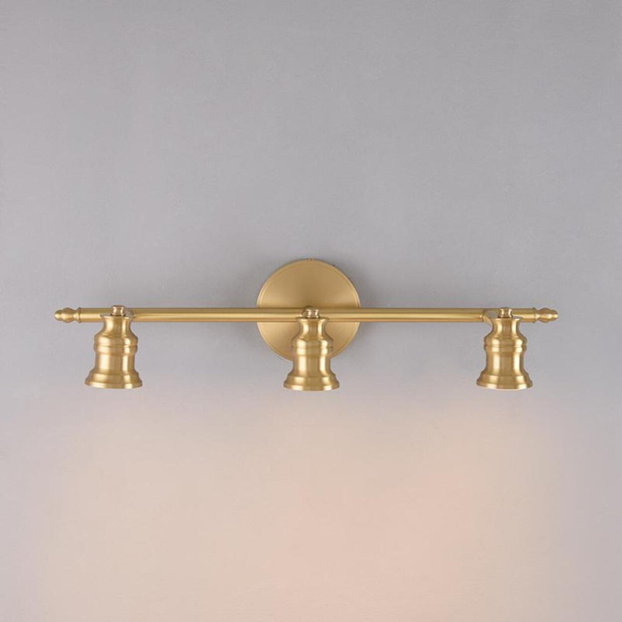 Adjustable Heads Straight Gold Brass Vanity Light Image - 4