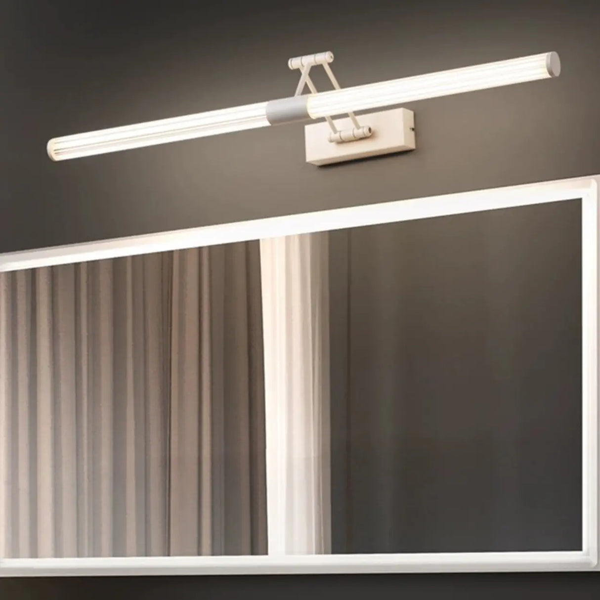 Adjustable Linear Metal Bathroom LED Vanity l Light Image - 4