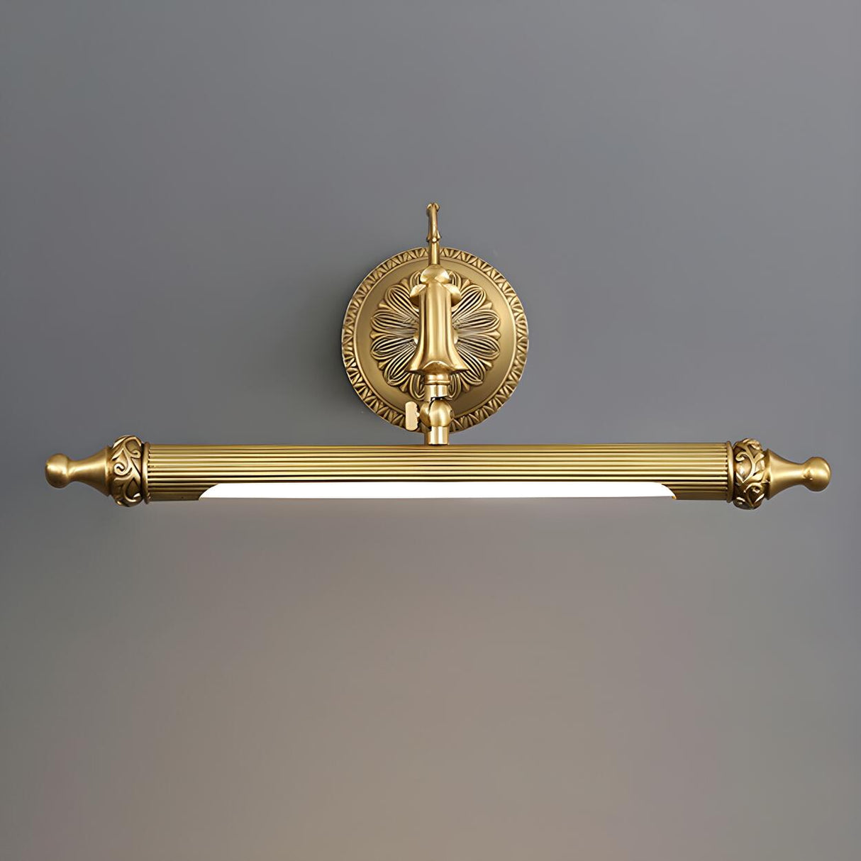 Antique Gold Cylindrical Brass Bathroom Vanity Light Image - 2