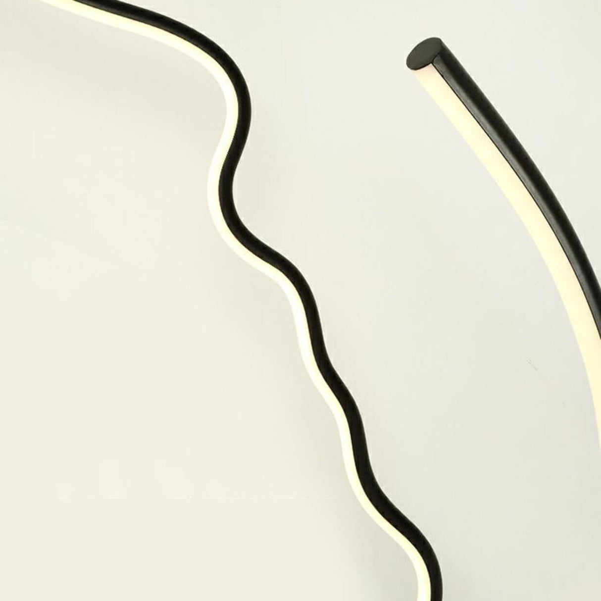 Artistic Black Face-Shaped Linear Metal Floor Lamp Image - 8