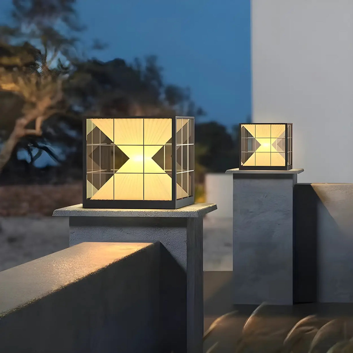 Artistic Cube Geometric Decor Glass Outdoor Table Lamp Image - 15