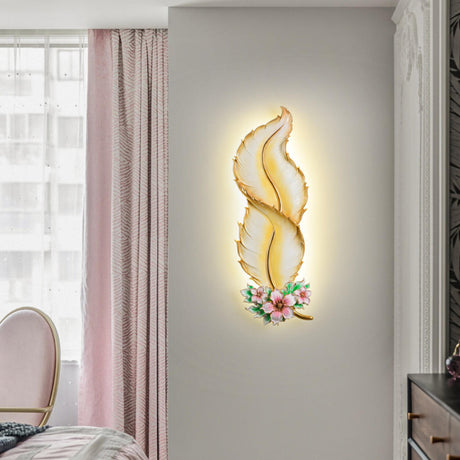 Artistic Feather-Shaped and Floral LED Wall Sconce Image - 2