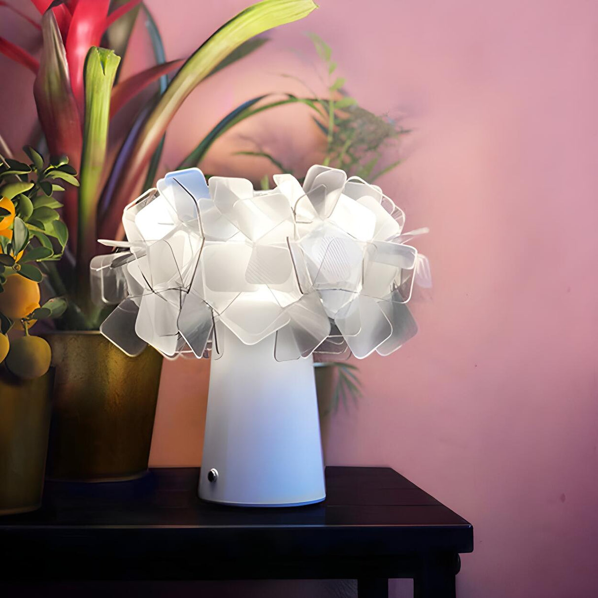 Artistic Flowerpot Shape Creative Atmosphere Table Lamp Image - 21