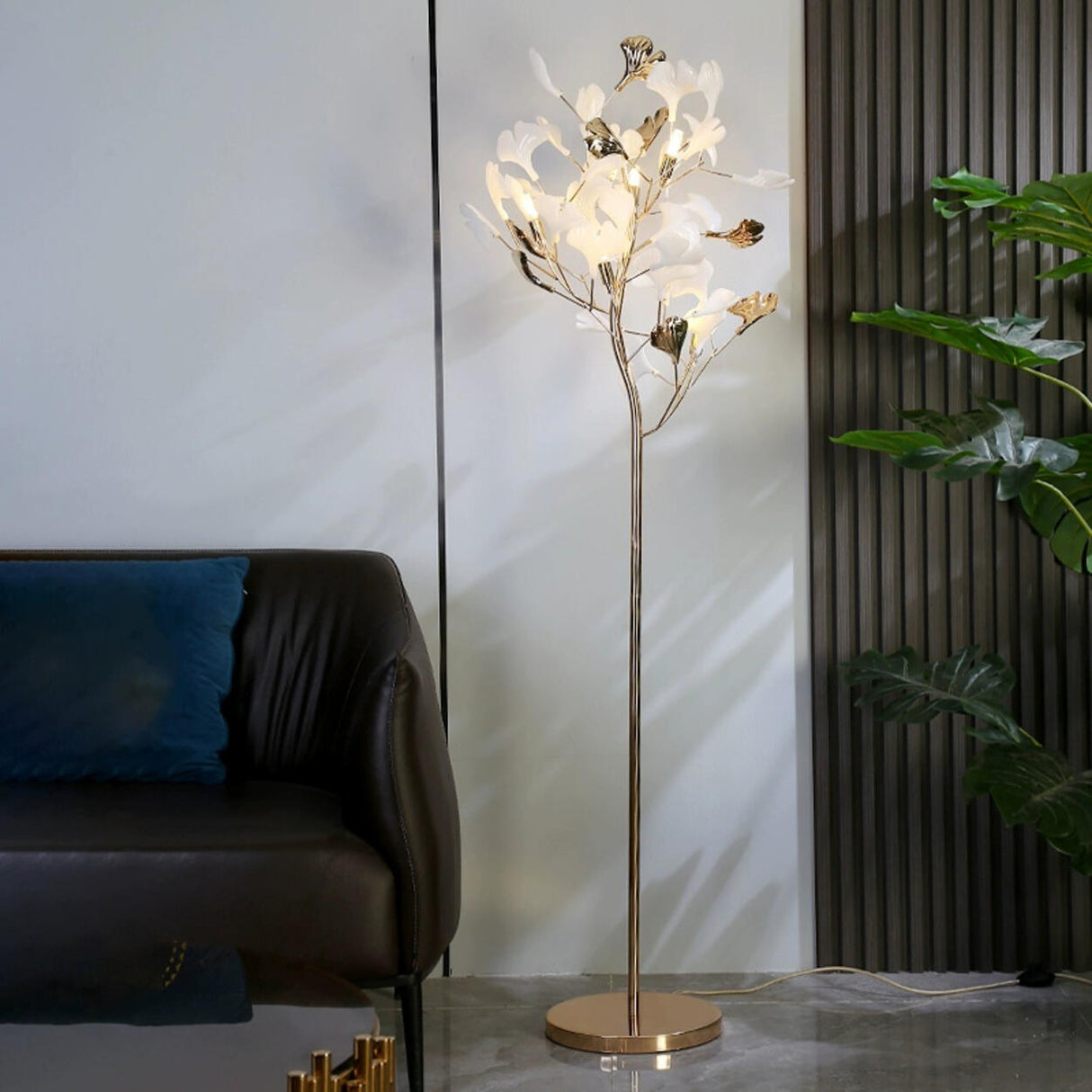 Artistic Maple Leaf Branch White Metal Floor Lamp Image - 4