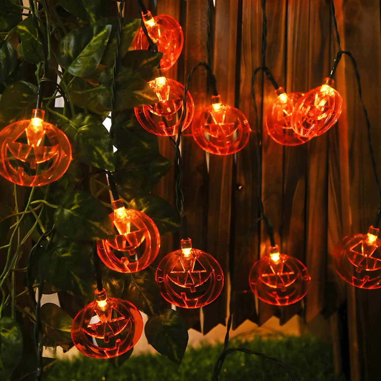 Artistic Solar-Powered Pumpkin LED String Lights Image - 3