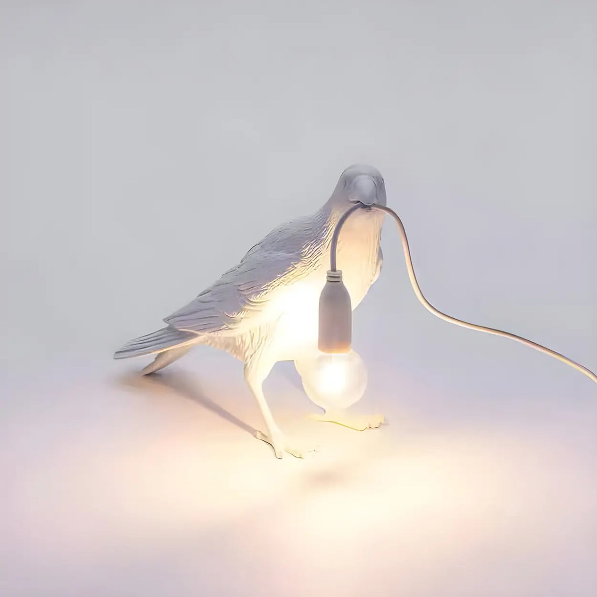 Artistic White Bird Shaped Resin Bedroom Table Lamp Image - 4