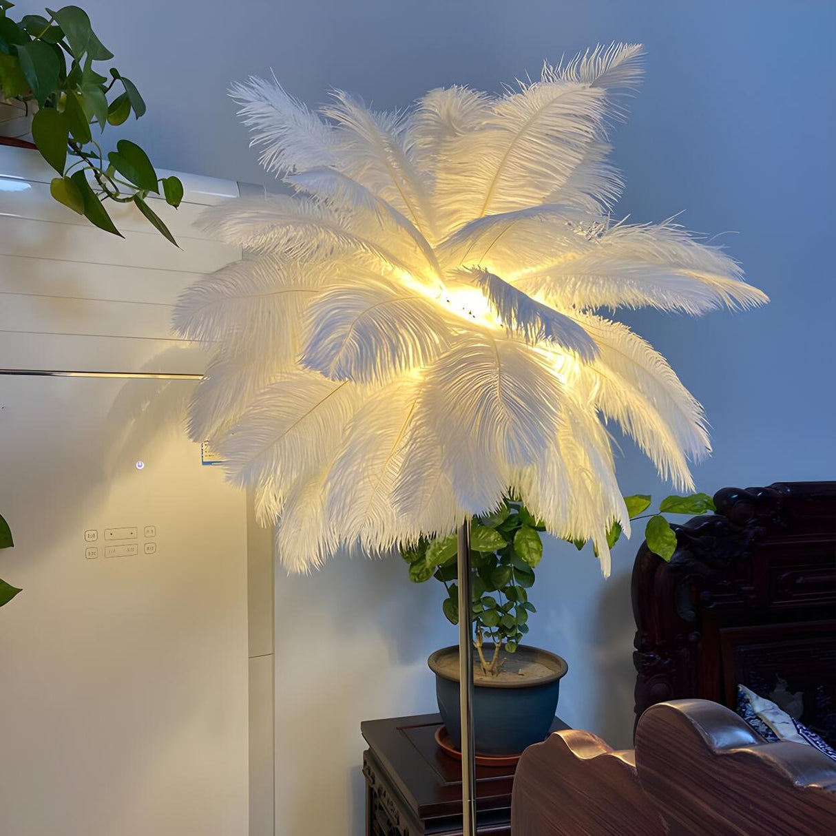 Artistic White Feather Modern Metal LED Floor Lamp Image - 10