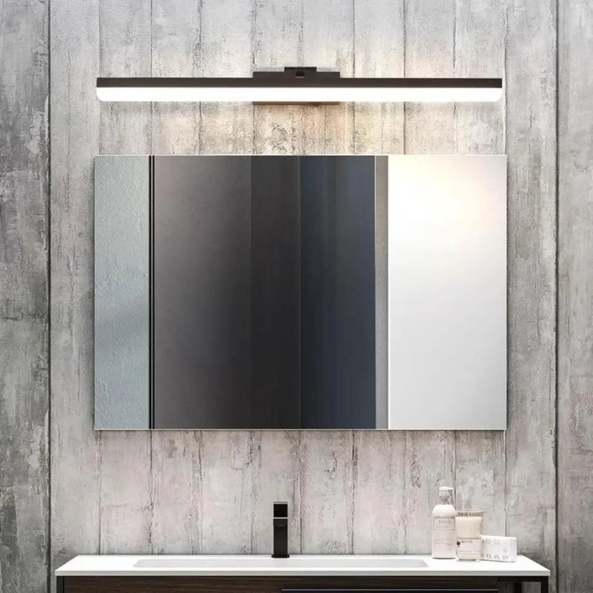 Bathroom Black Modern Linear LED Metal Vanity Light Image - 8