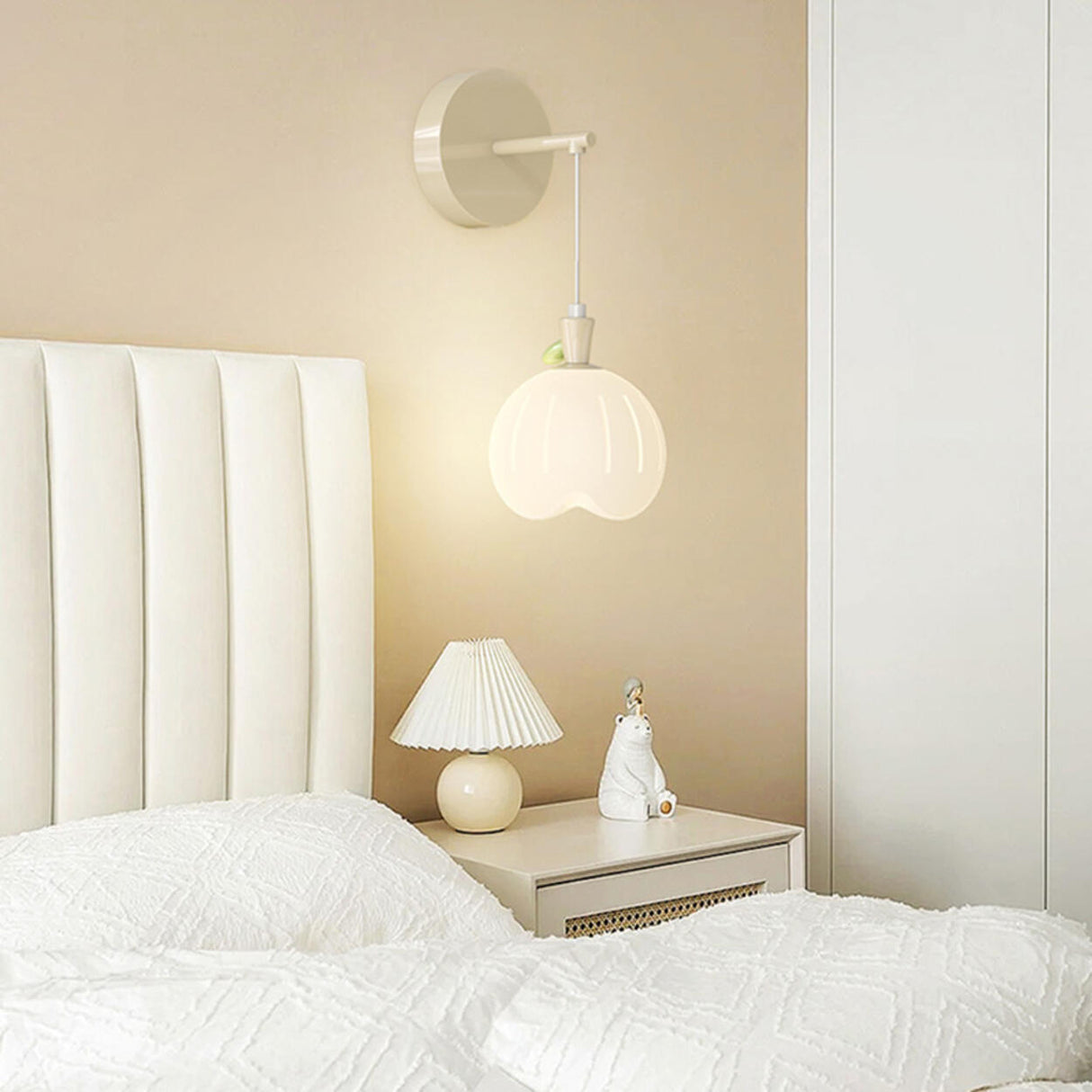 Bedroom Cute White Apple-Shaped Metal Wall Sconce Image - 1