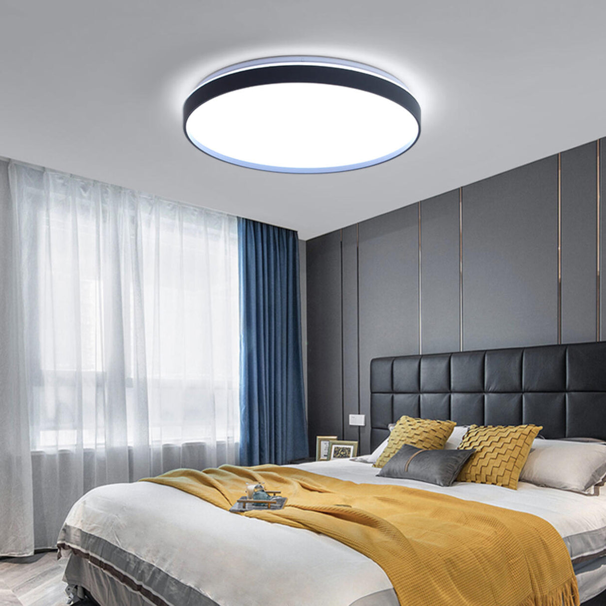 Bedroom Modern Black Circle LED Flush Mount Light Image - 3