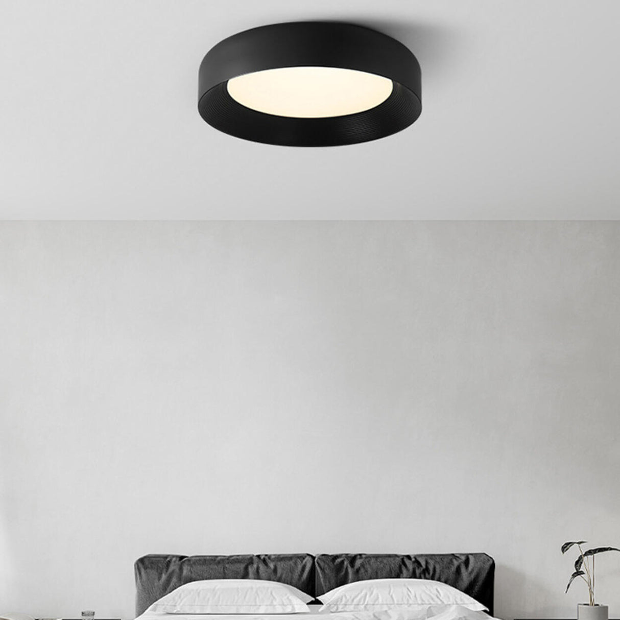 Bedroom Modern Black Circular LED Flush Mount Light Image - 1