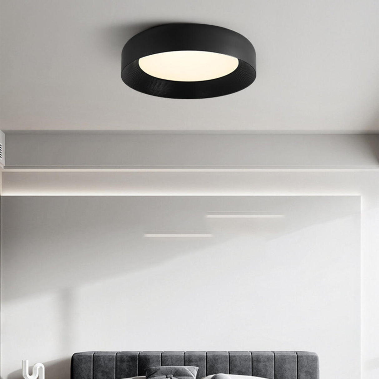 Bedroom Modern Black Circular LED Flush Mount Light Image - 4