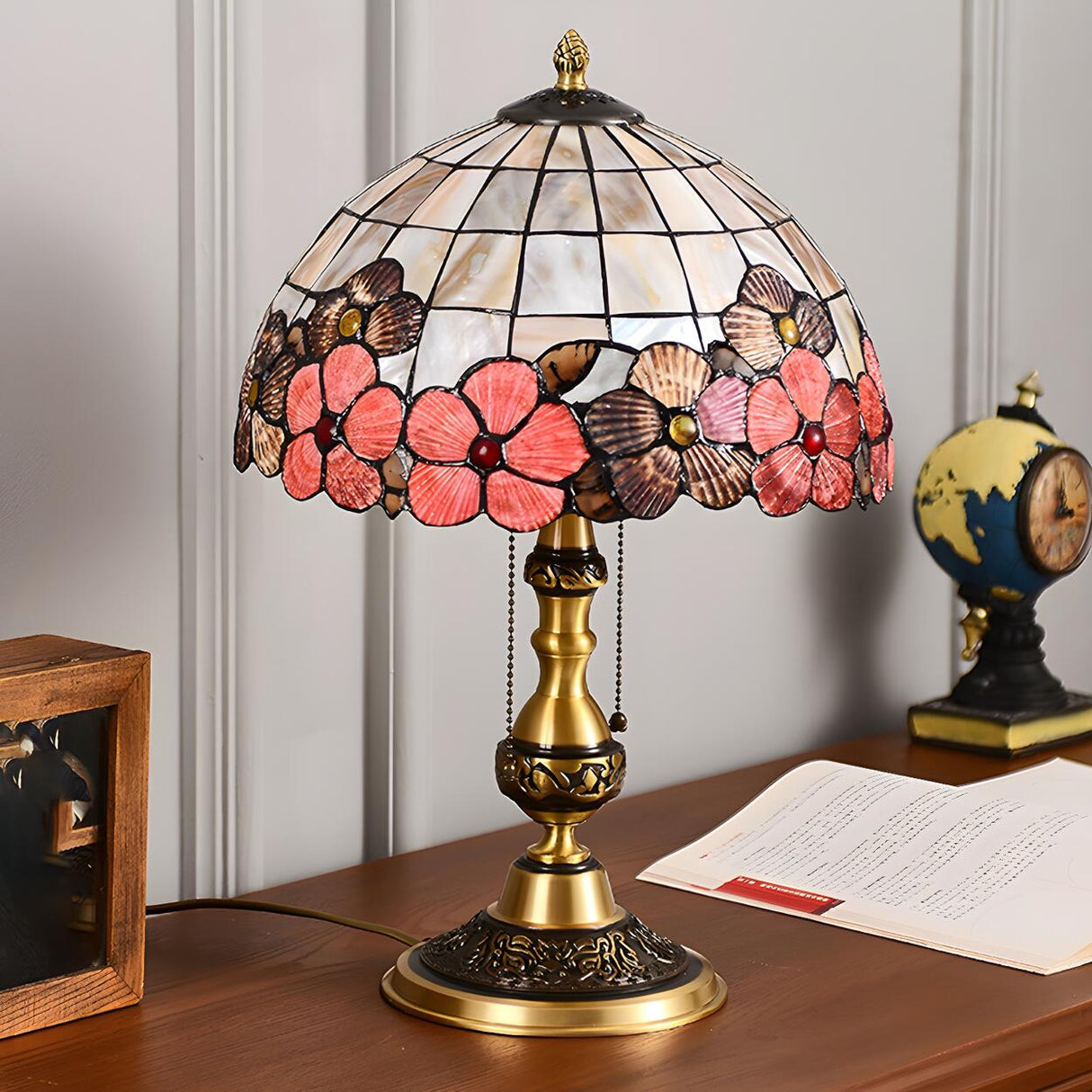 Bedroom Tiffany Floral Antique Brass Base Table Lamp Image - 5