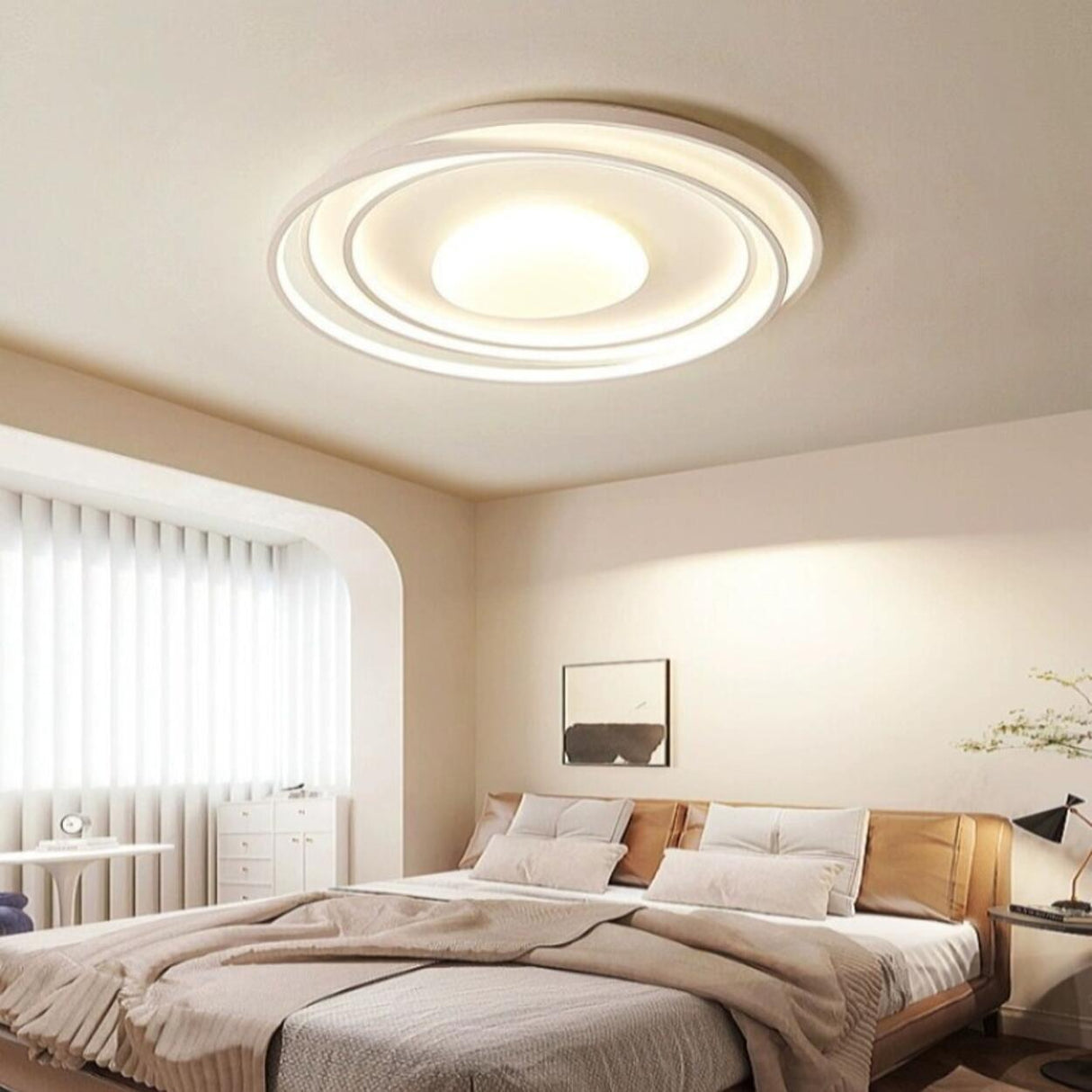 Bedroom White Circle LED Flush Mount Light 4-Light Image - 1