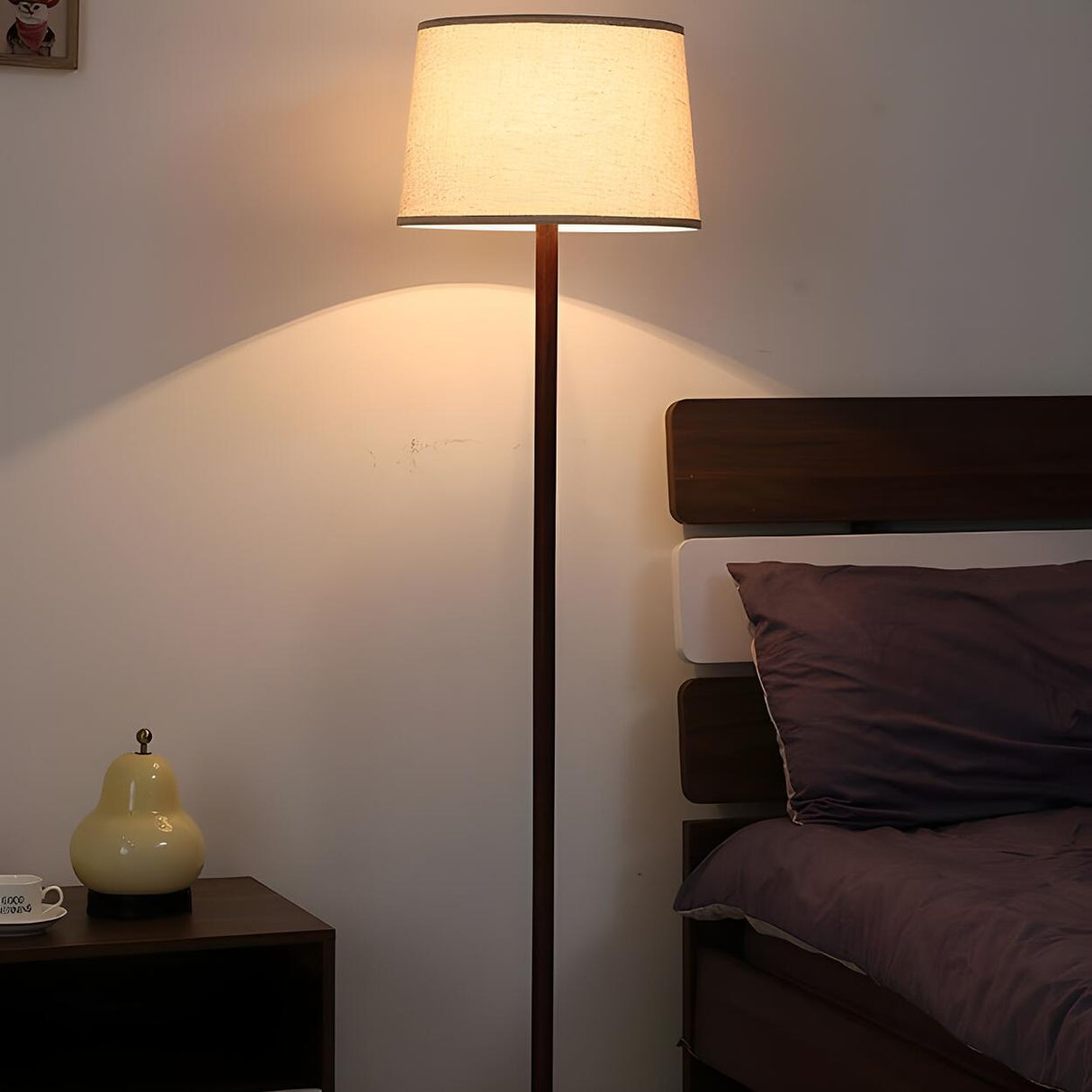 Bedside Classic Beige Drum Metal Modern Floor Lamp Image - 1