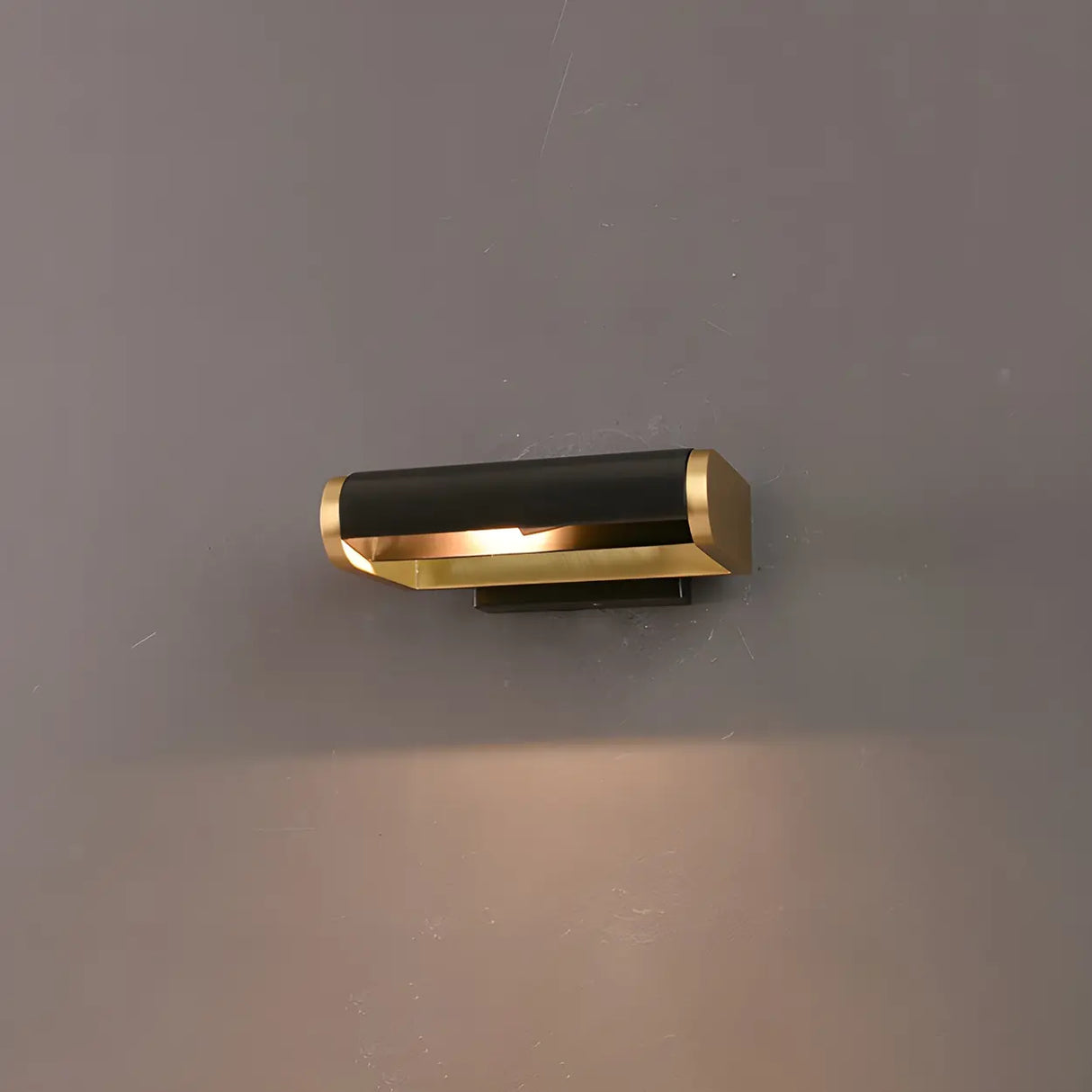 Black and Gold Modern Cylinder Metal Vanity Sconce Image - 4