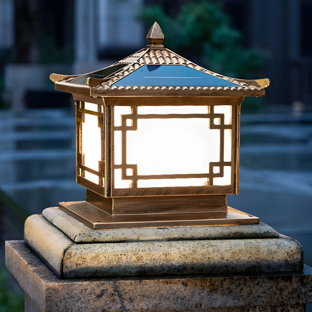 Black Chic Oriental Metal Pagoda Outdoor Lantern  Lamp Image - 12