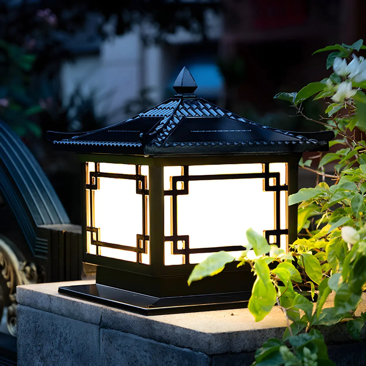 Black Chic Oriental Metal Pagoda Outdoor Lantern  Lamp Image - 15