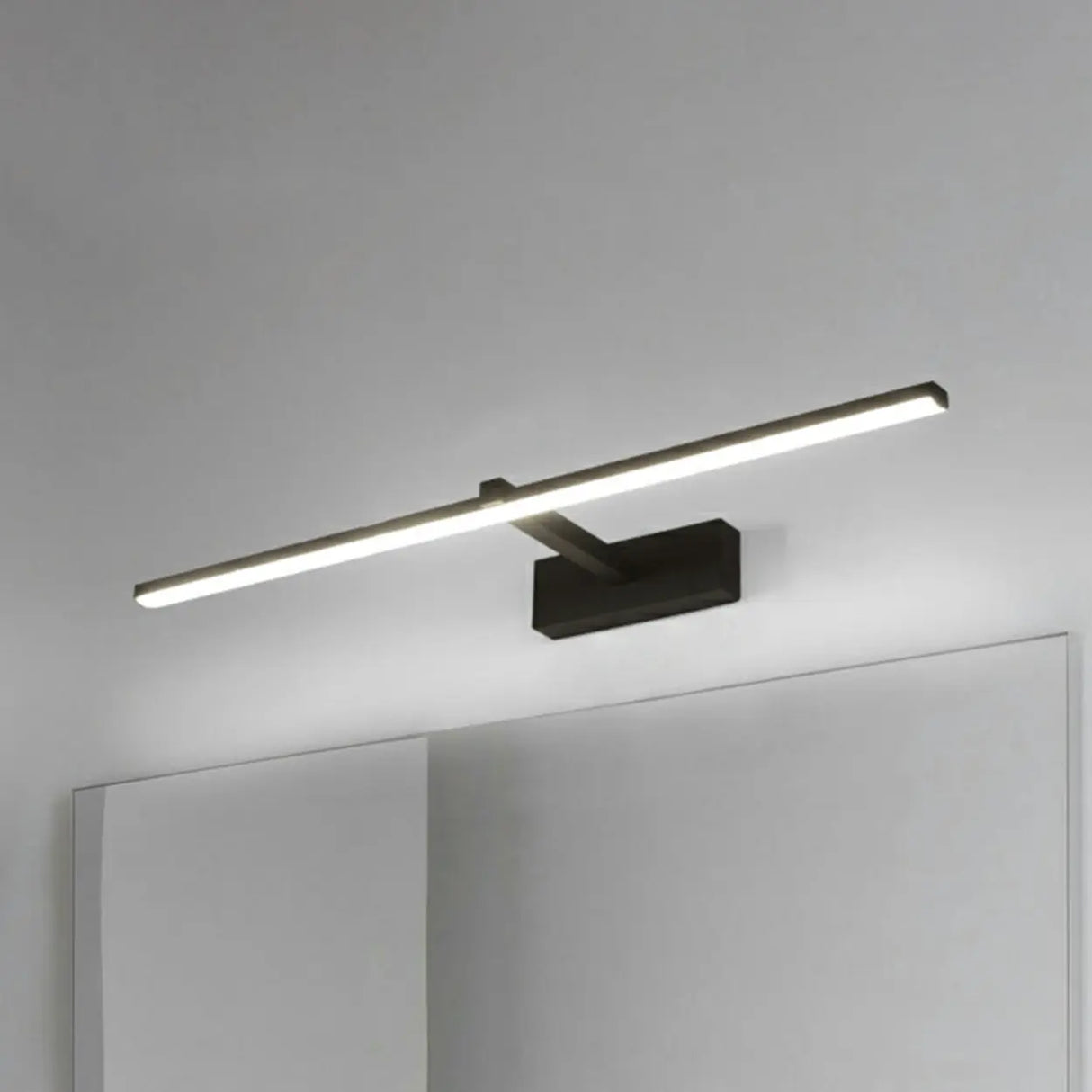 Black Modern Linear LED Bathroom Metal Vanity Light Image - 27