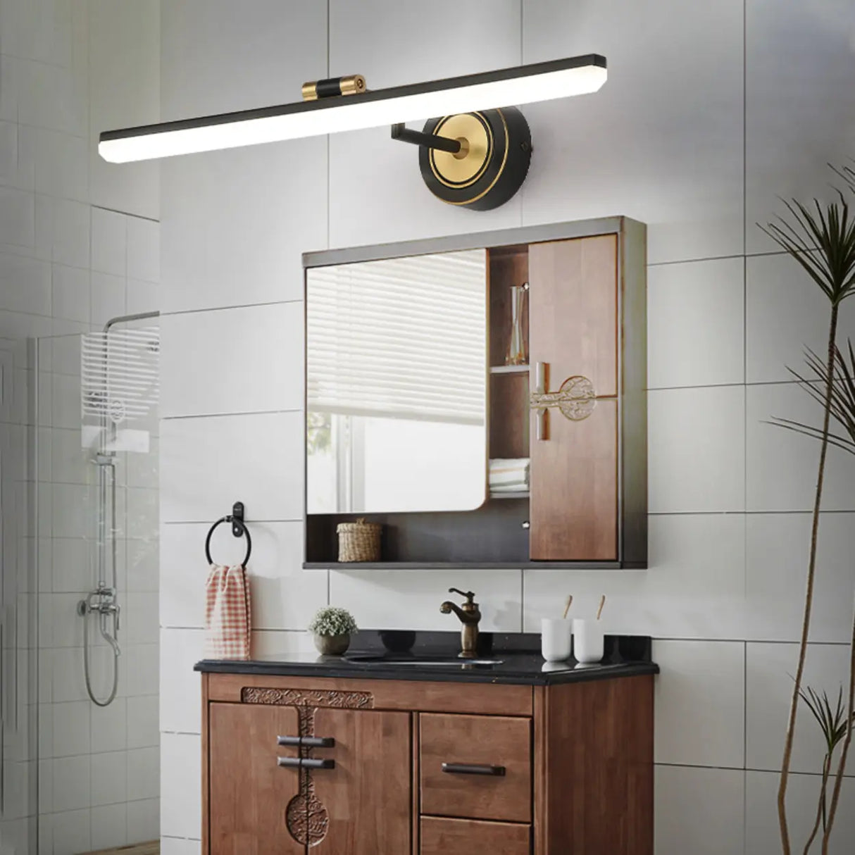 Black Modern Linear Metal LED Bathroom Vanity Light Image - 1