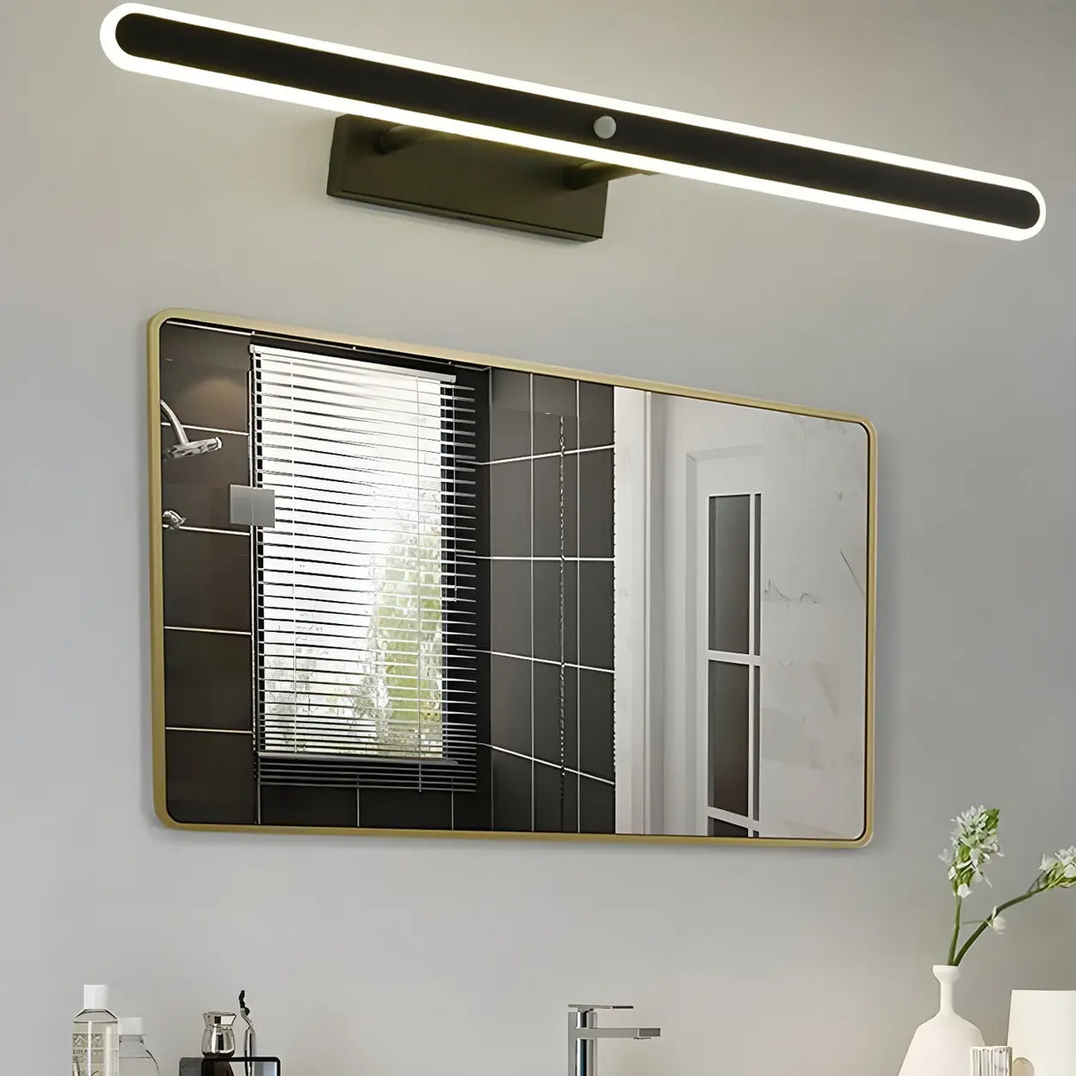 Black Modern Rectangular Metal Mirror Vanity Light Image - 3