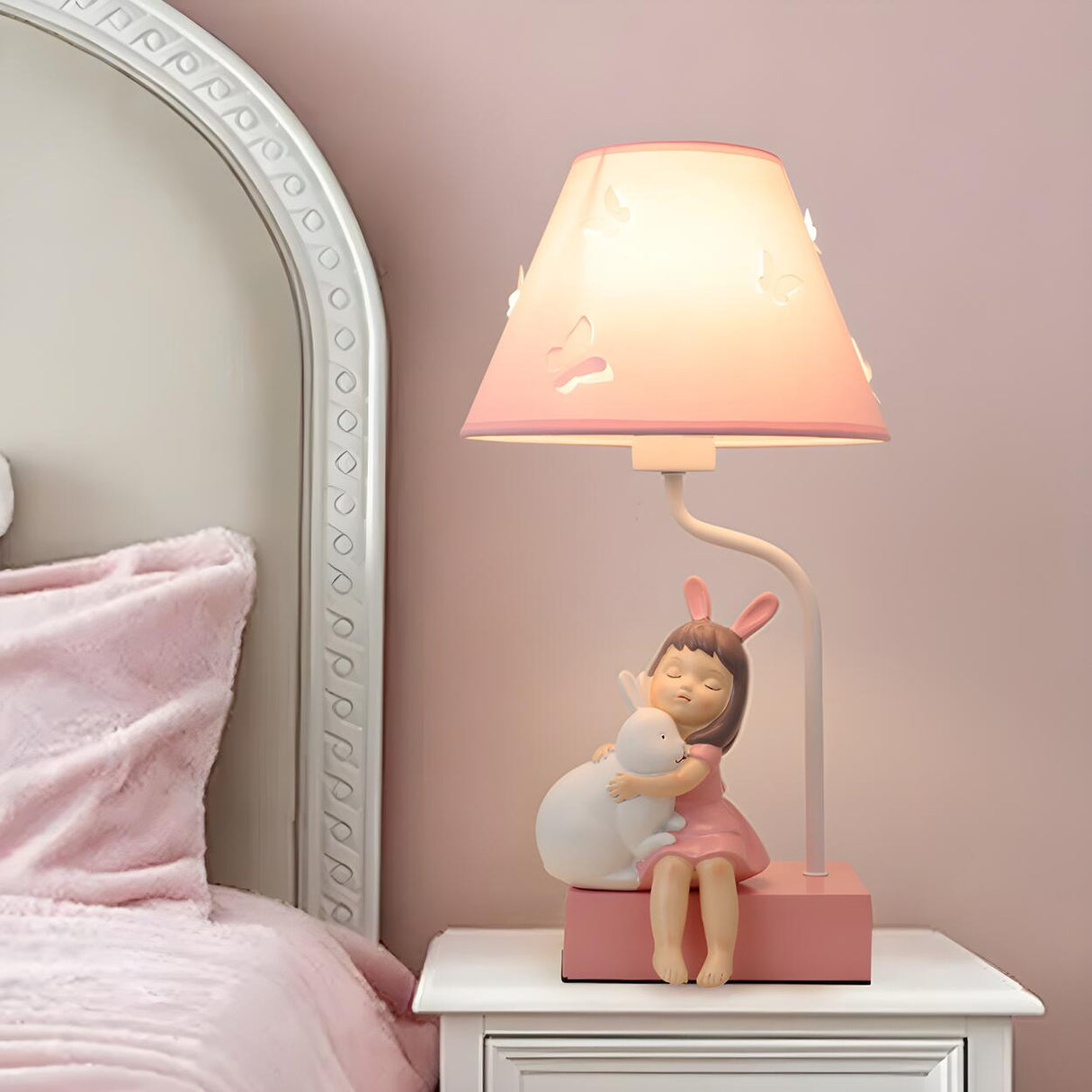 Children's Room Cartoon Girl Pink Decorative Table Lamp Image - 1