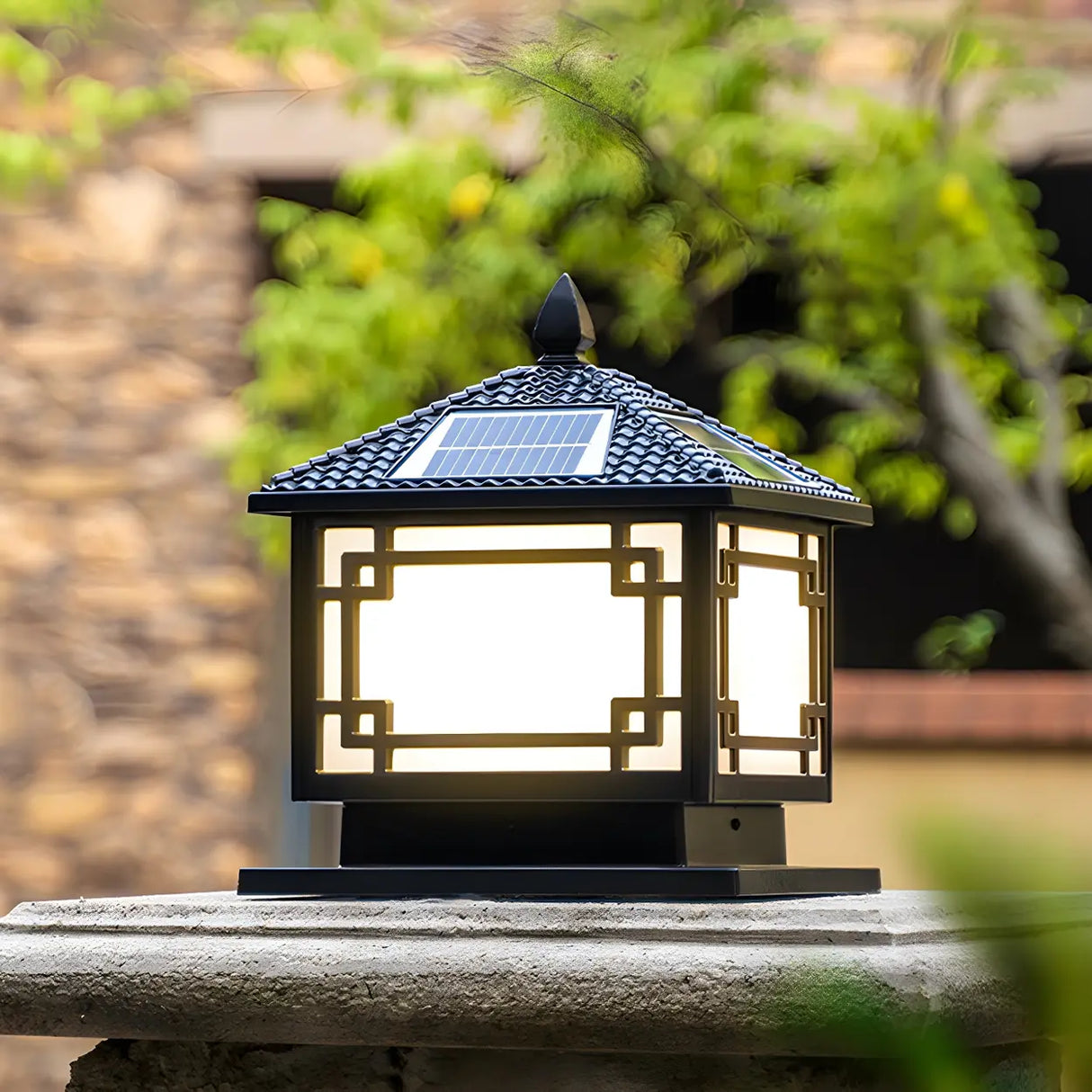 Chinese Solar Black Square Outdoor Post Table Lamp Image - 5