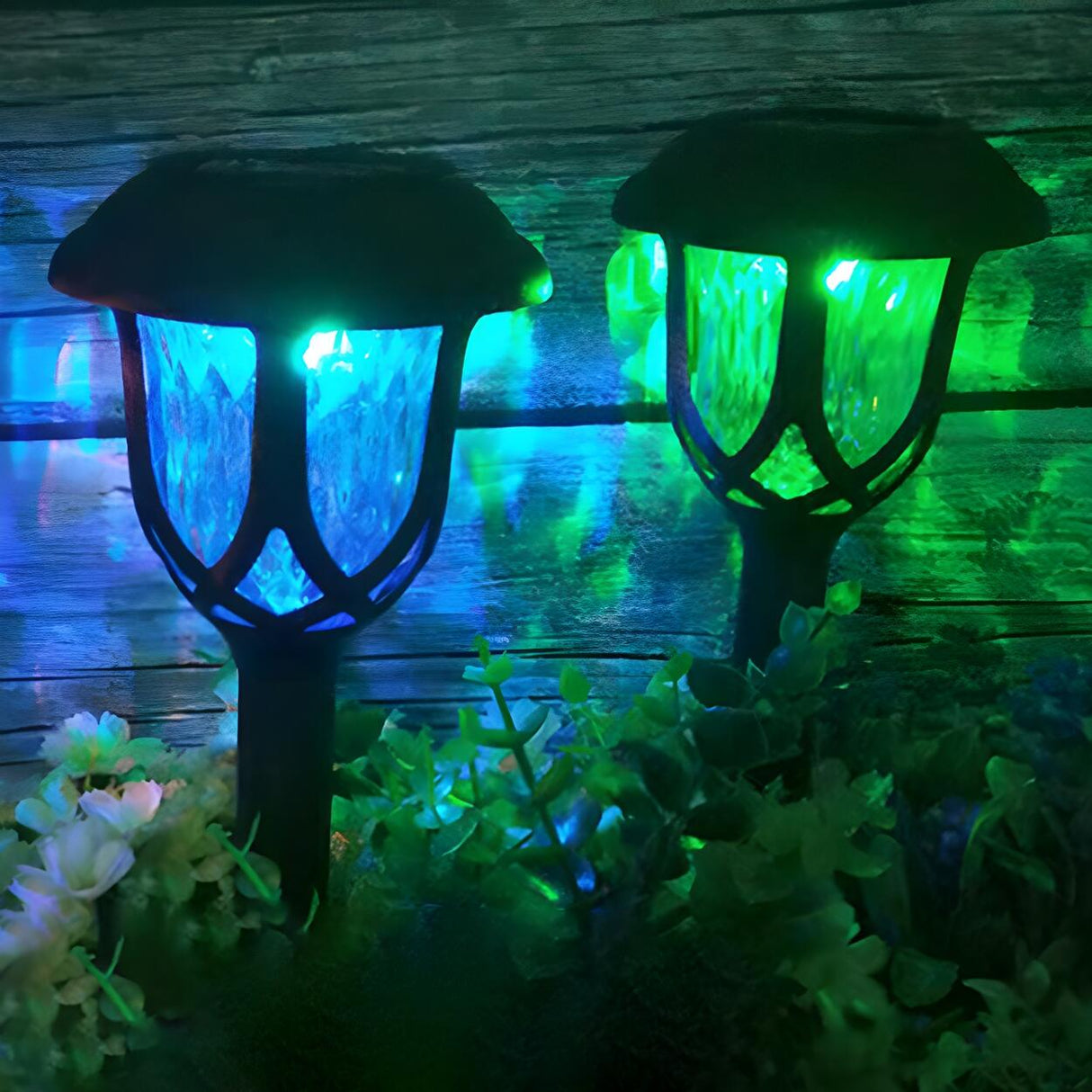 Classic Garden Lantern Pile Light Landscape Lighting Image - 5