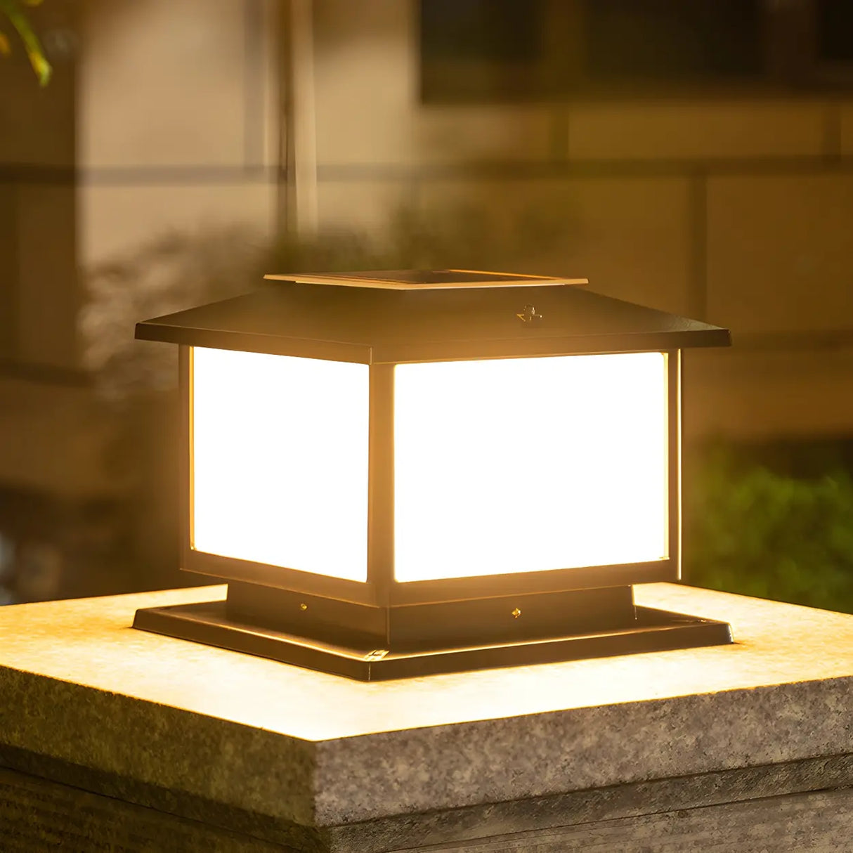 Classic Simple Square Metal Outdoor Black Solar Lamp Image - 12