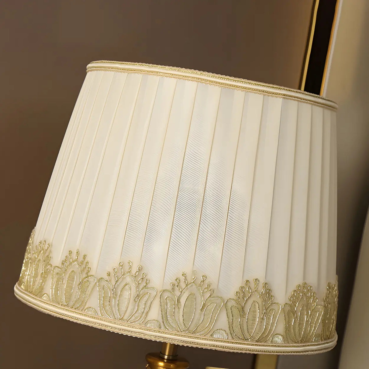 Classical Fabric Shade Gold Metal LED Floor Lamp Image - 10