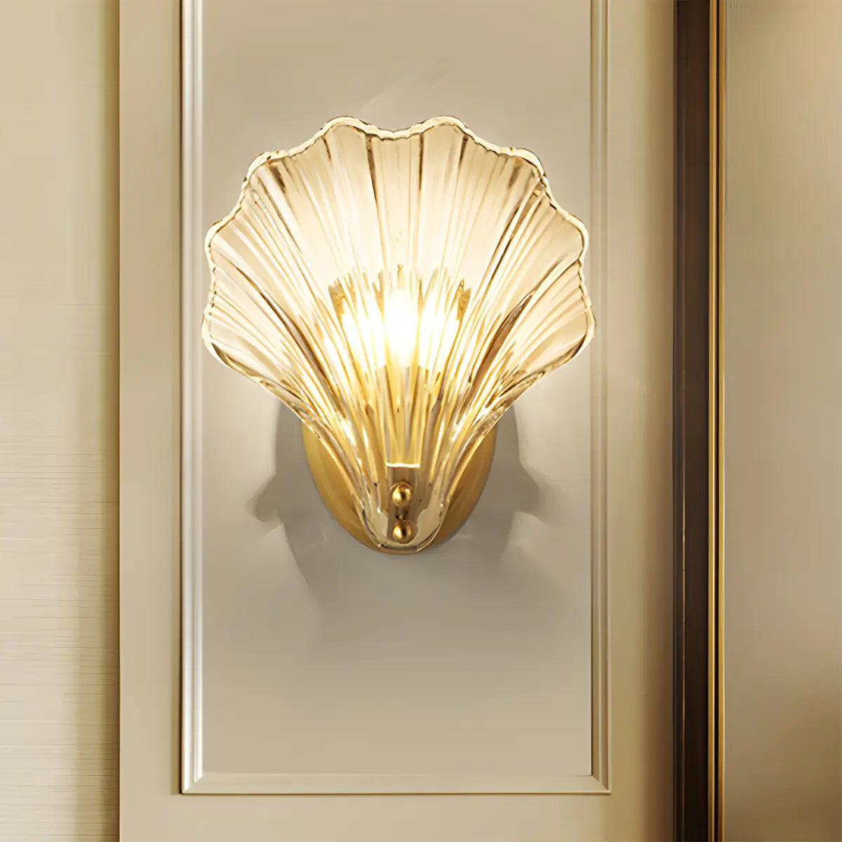 Coastal Shell Glass Gold Entryway Gold Wall Sconce Image - 1