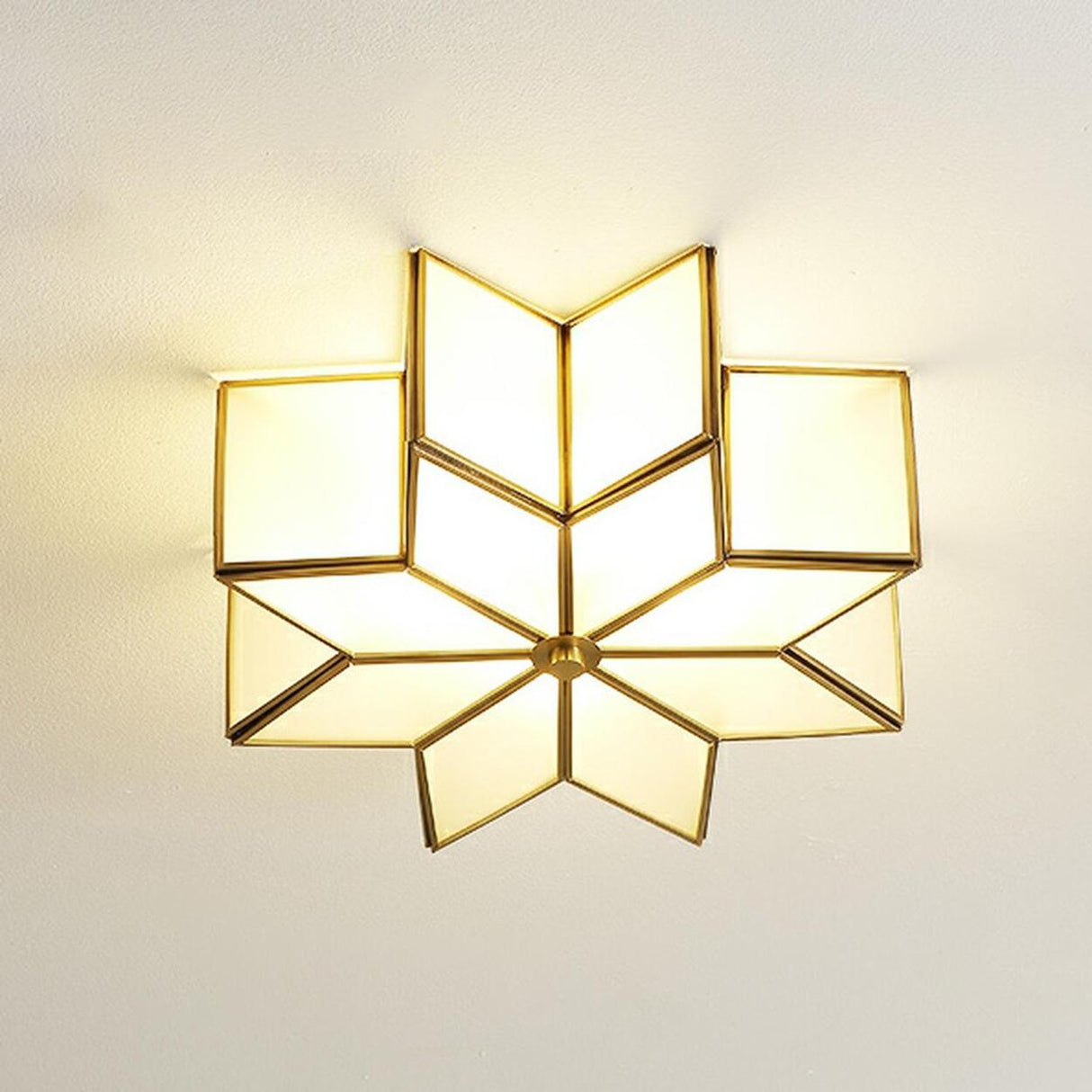 Colonial Polygonal Star Gold Glass Flush Mount Light Image - 2