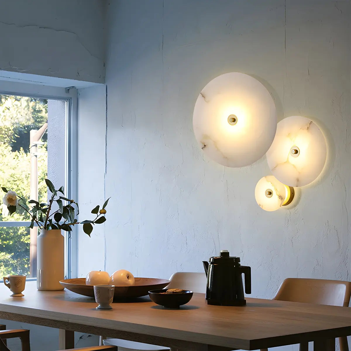 Contemporary Alabaster Circular Round White Wall Lamp Image - 4