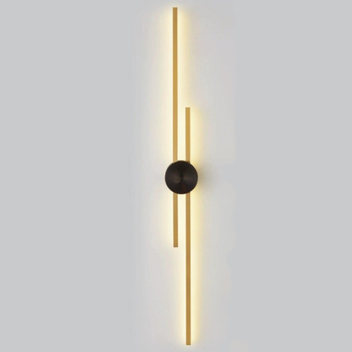 Contemporary Black and Gold Linear Metal Wall Sconce Image - 9