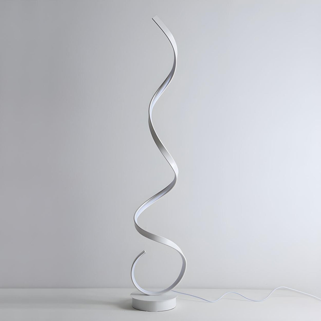 Contemporary Black Curved LED Metal Floor Lamp Image - 9