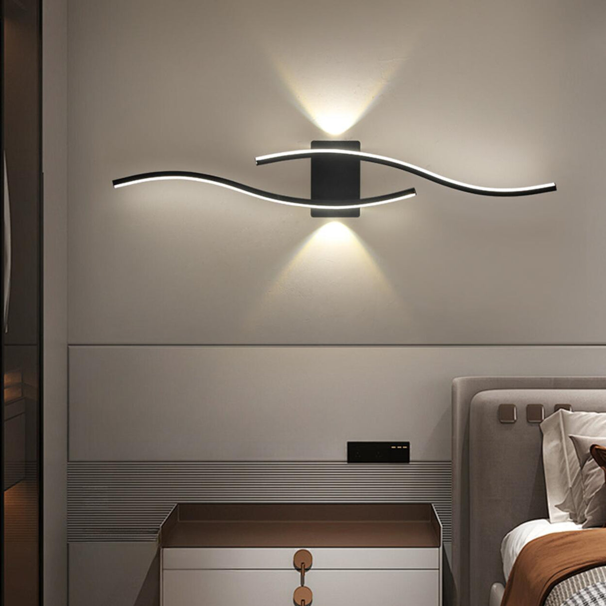 Contemporary Dual Light Bars Wave LED Wall Sconce Image - 1