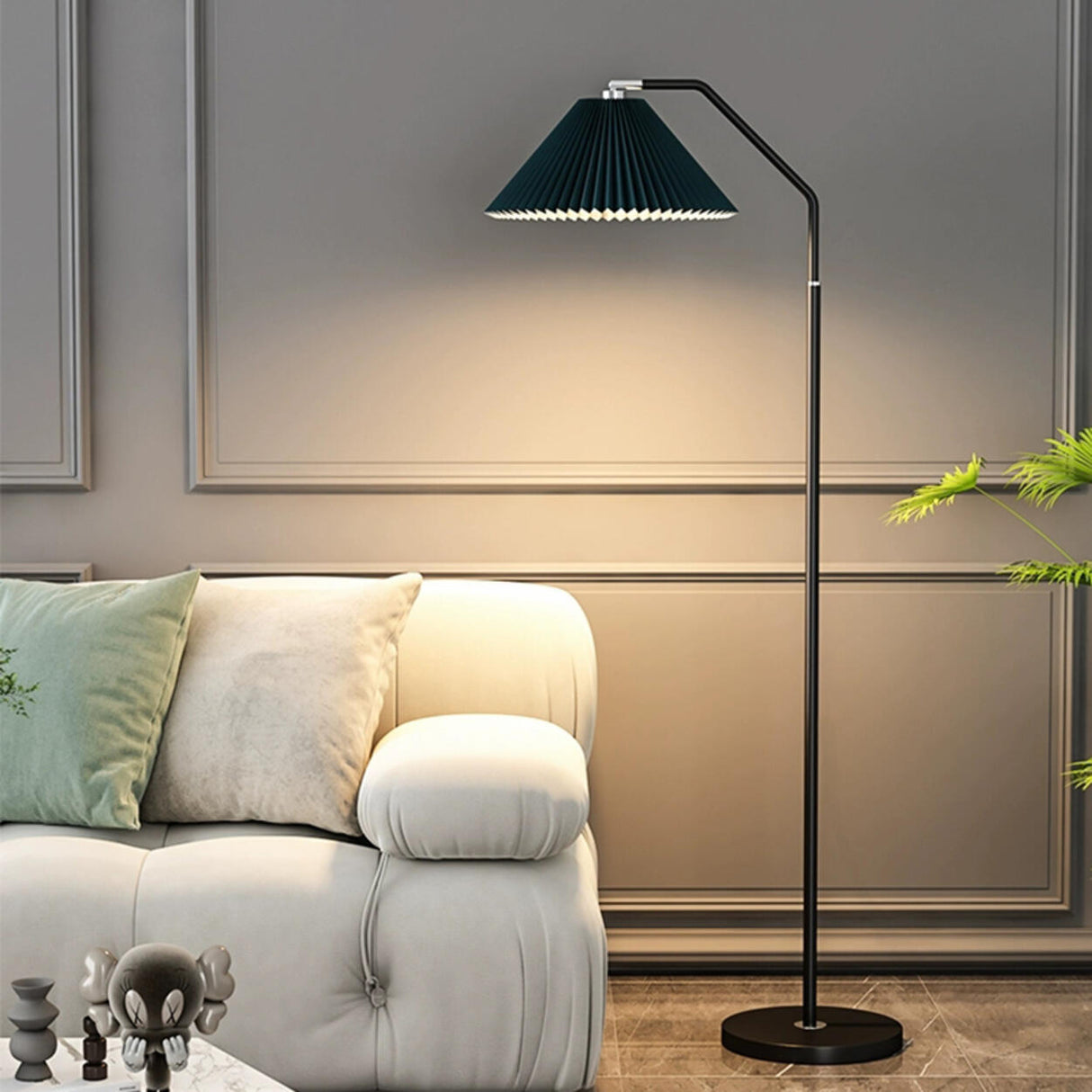 Contemporary Pleated Shade Black Metal Floor Lamp Image - 3