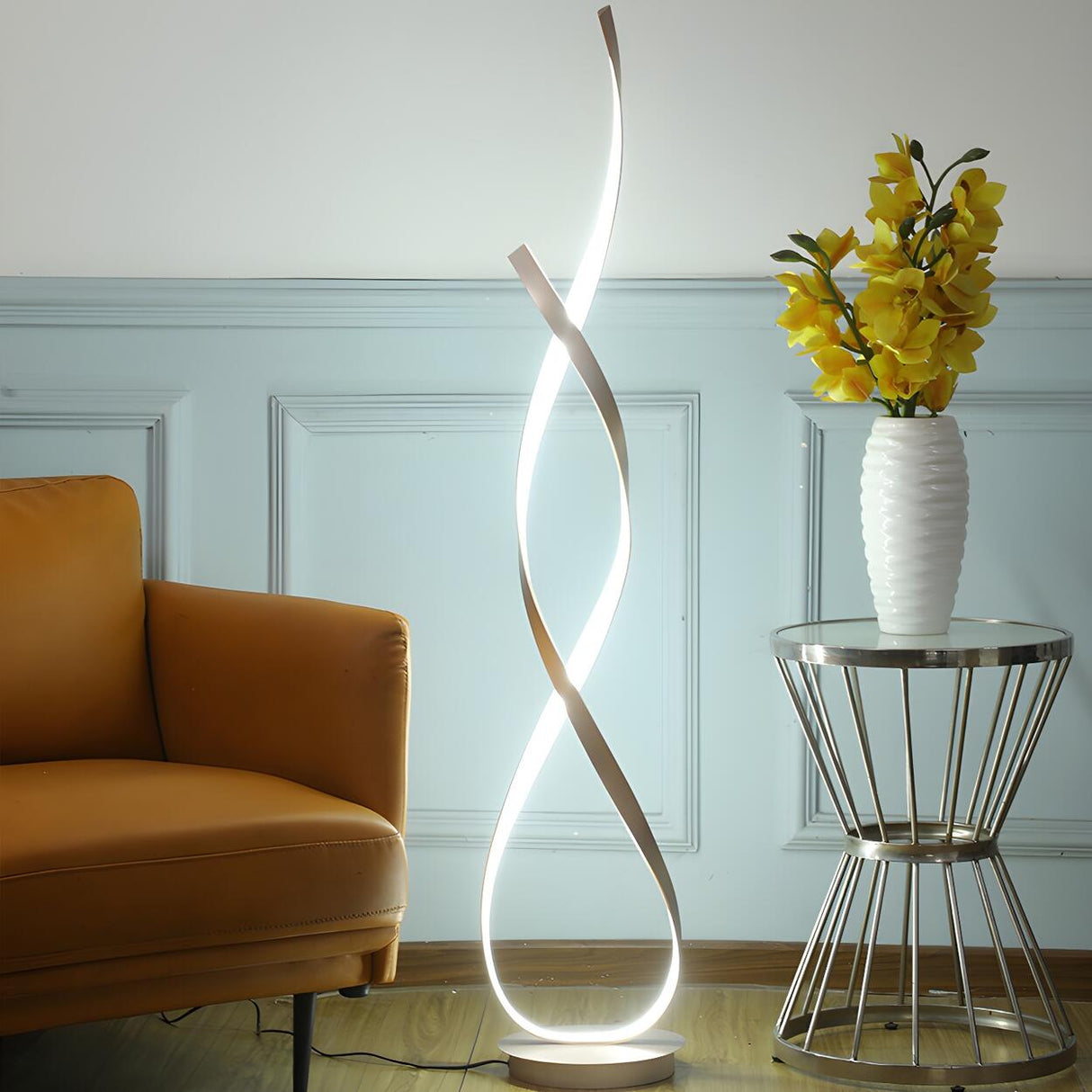 Contemporary Sliver LED Spiral Metal Floor Lamp Image - 2