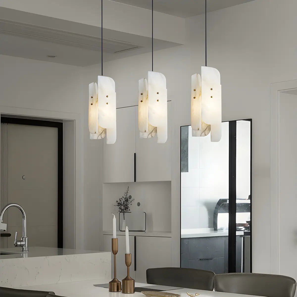 Contemporary Vertical Alabaster Dining Room Pendant Light Image - 2