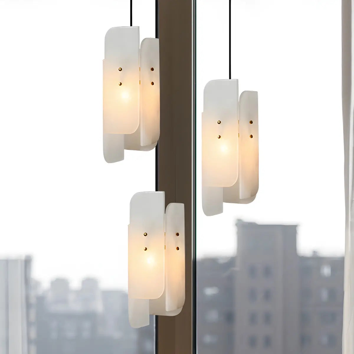 Contemporary Vertical Alabaster Dining Room Pendant Light Image - 3