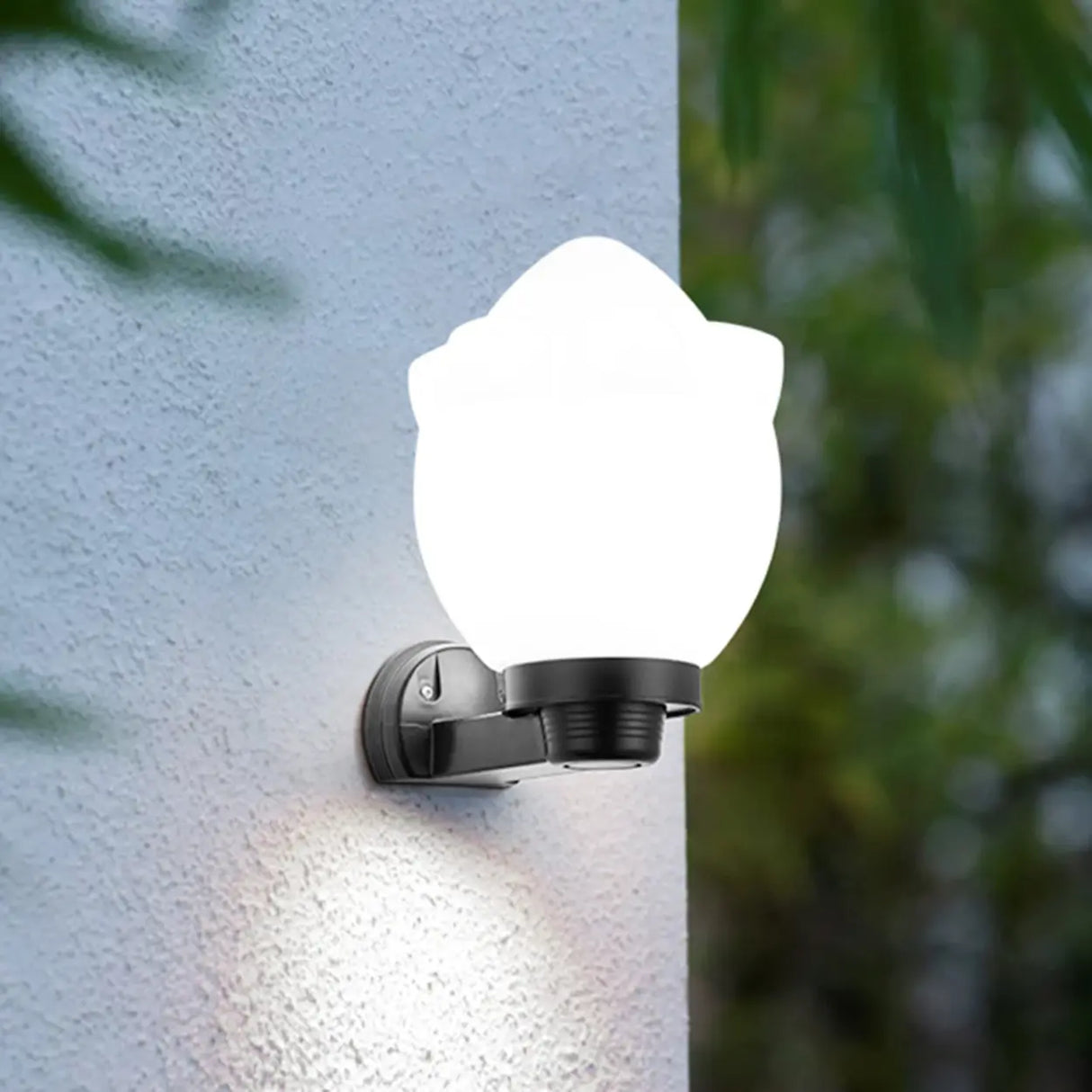 Contemporary White Square Glass Outdoor Wall Sconce Image - 11