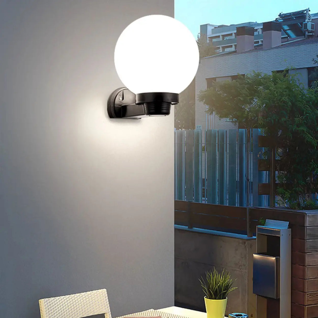 Contemporary White Square Glass Outdoor Wall Sconce Image - 4