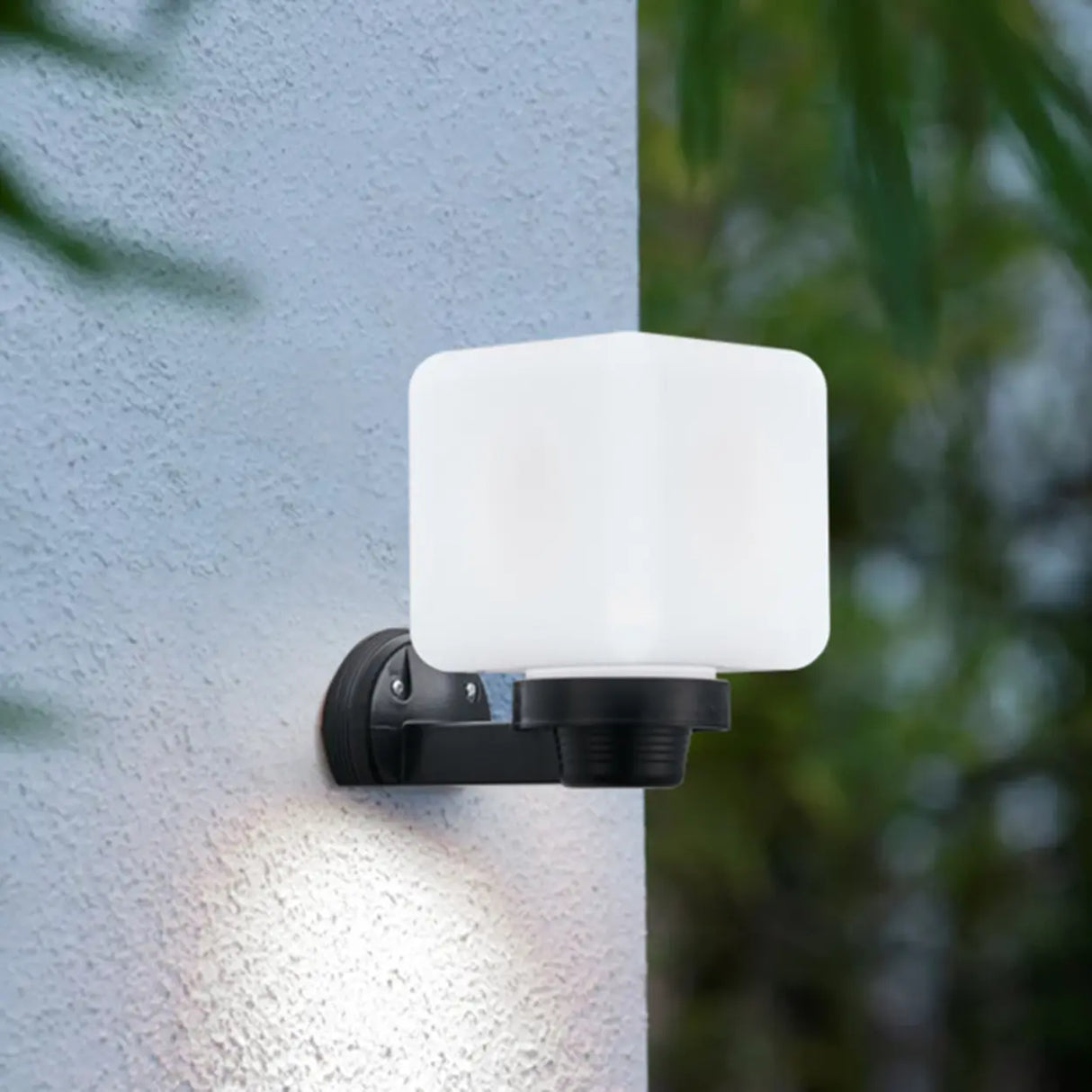 Contemporary White Square Glass Outdoor Wall Sconce Image - 5