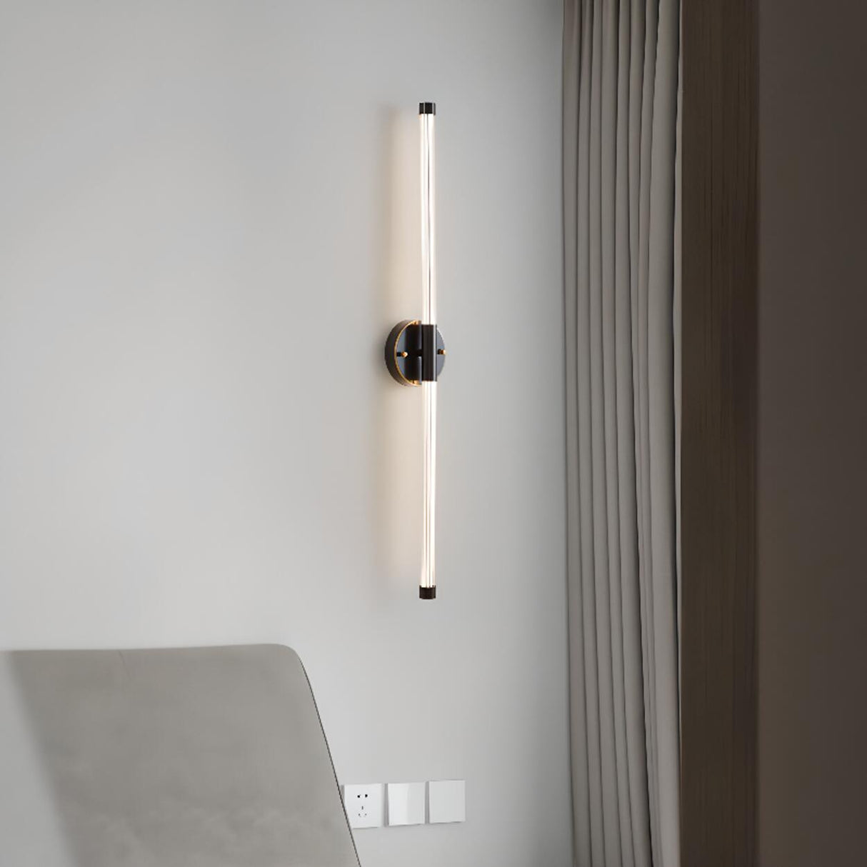 Contemporary White Vertical Wall Vanity Light Image - 4