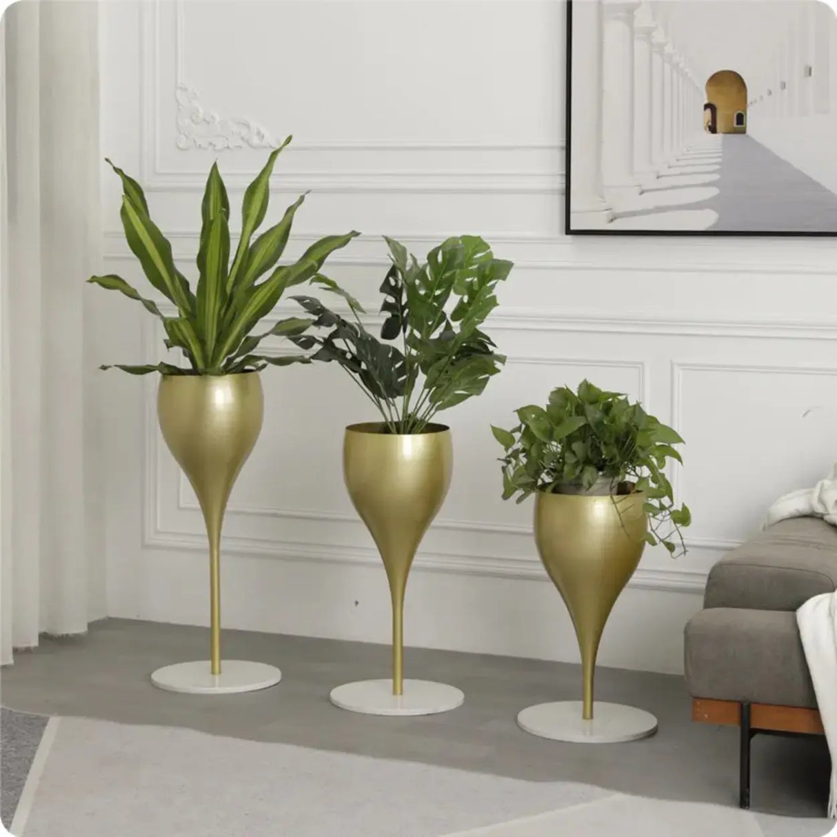 Cream Tulip-Shaped  Pedestal Metal Decorative Plant Stand Image - 5