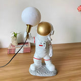 Creative Astronaut Resin Moonlight Globe Table Lamp Image - 3