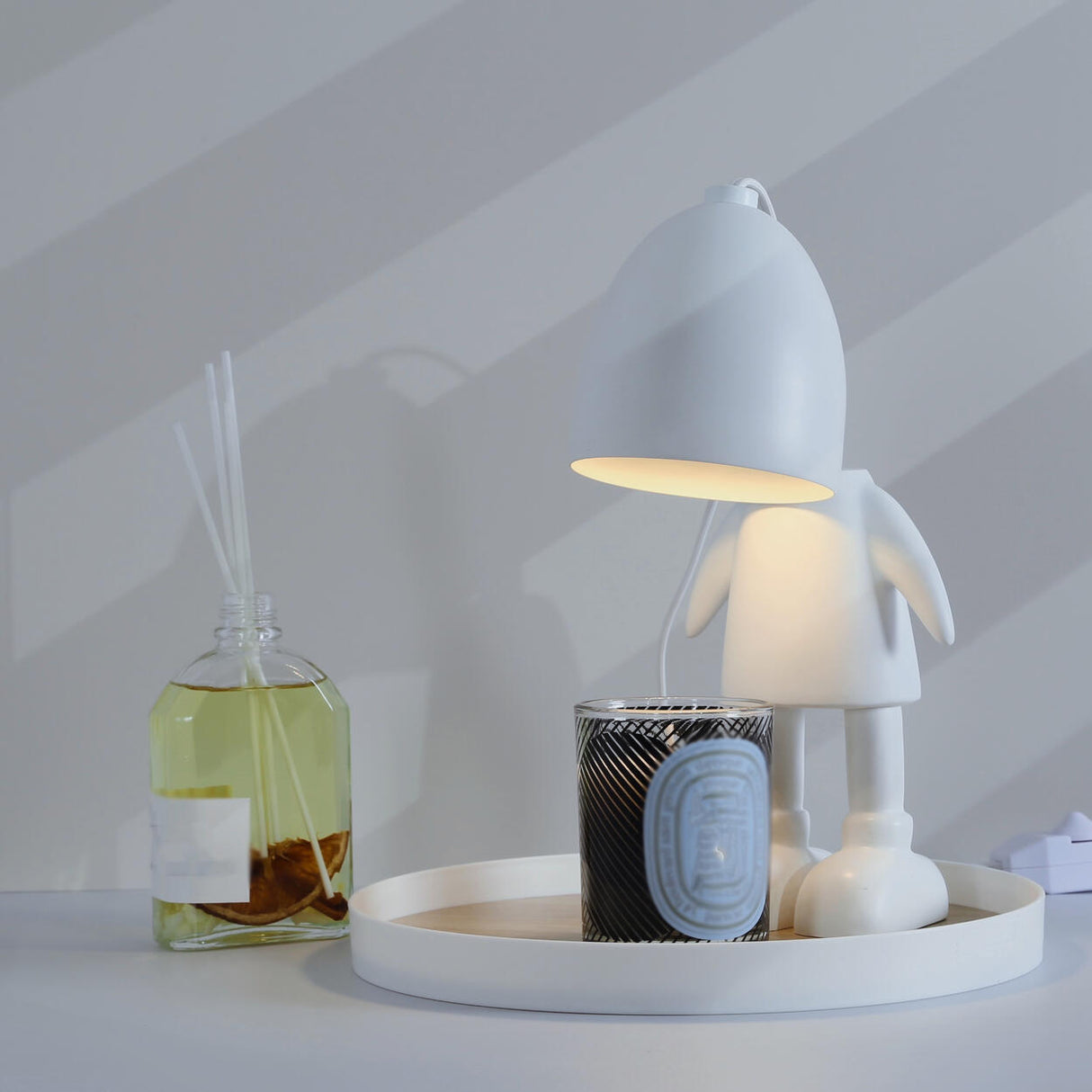 Creative Nordic Macaron Cute Figure Design Table Lamp Image - 9