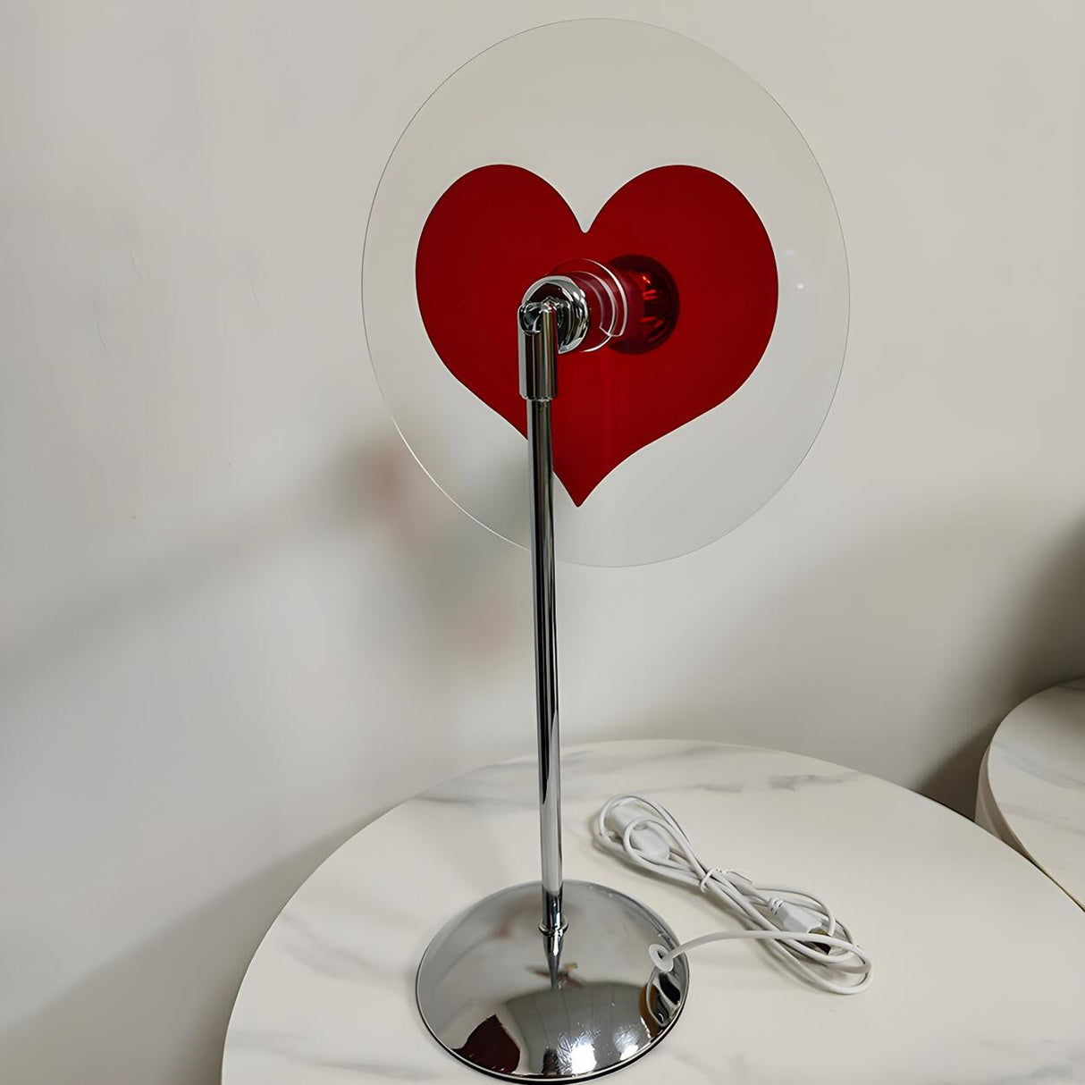 Creative Red Heart-Shaped Circle Shape Table Lamp Image - 9