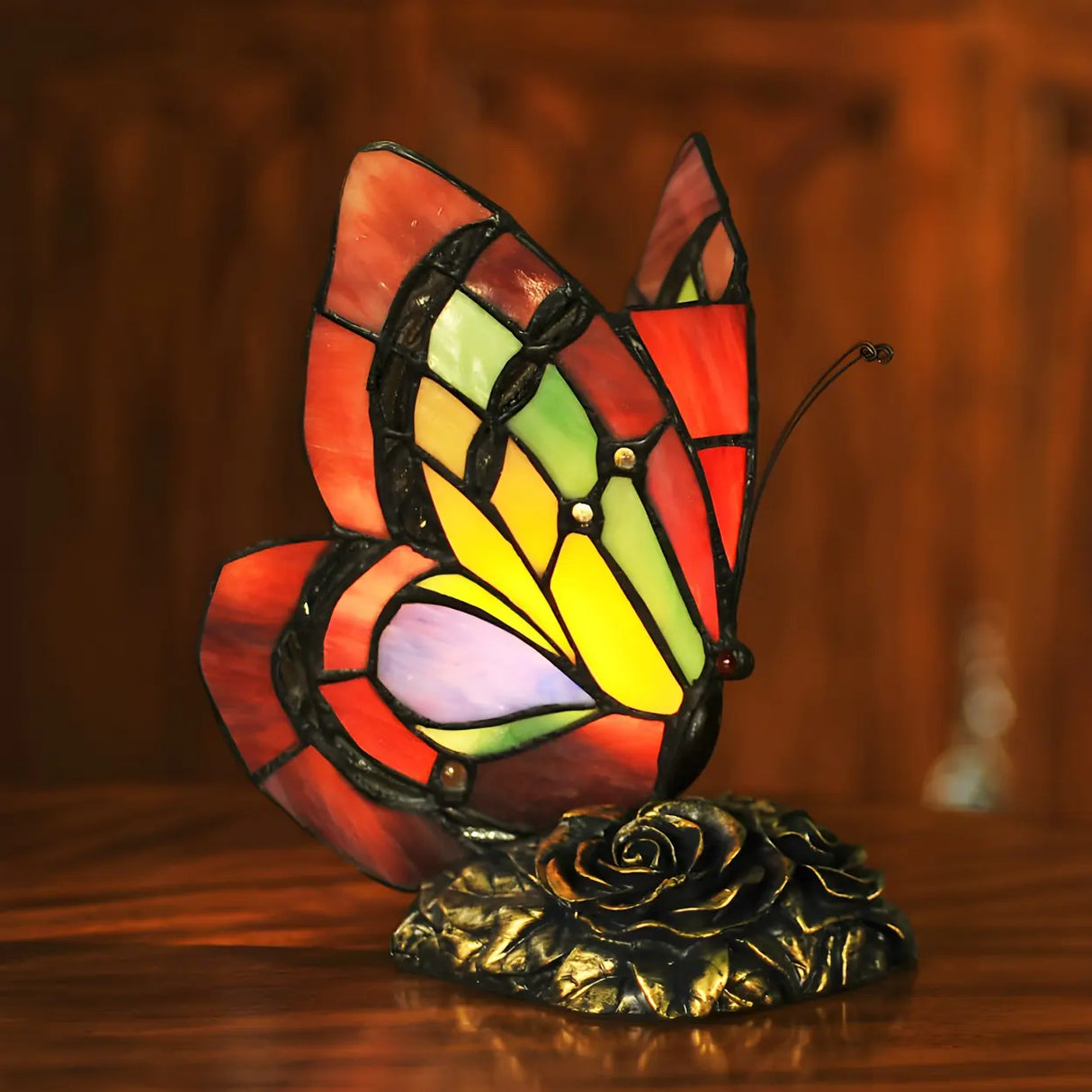 Creative Tiffany Butterfly Art Stained Glass Table Lamp Image - 1